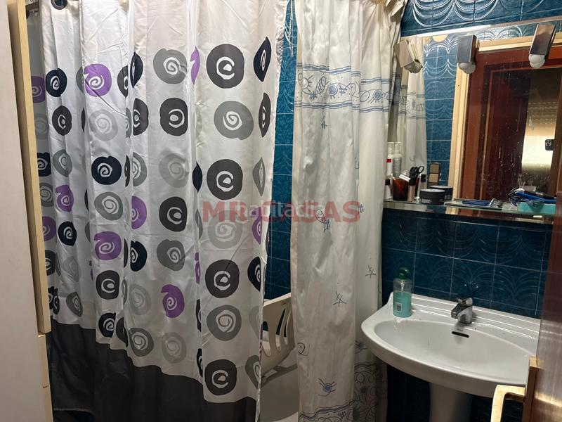 Foto b8f163d9-b10e-4e36-a8ed-b005e9cf73c7. Maison jumelée avec chauffage parking dans Centre Rubí