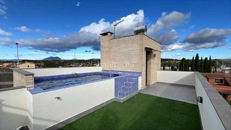 Foto 0f76af9c-0a28-4a8e-a0bd-2bb6df0b2149. Casa amb calefacció aparcament piscina a Els Avets-Can Serrafossà-Ximelis Rubí