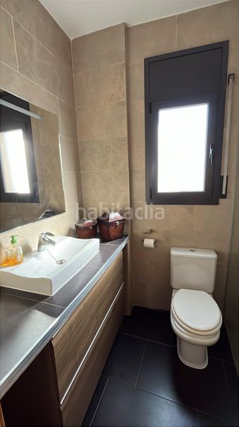 Foto f9023ee8-e107-4ac5-9d86-763a8f68c390. Casa amb calefacció aparcament piscina a Els Avets-Can Serrafossà-Ximelis Rubí