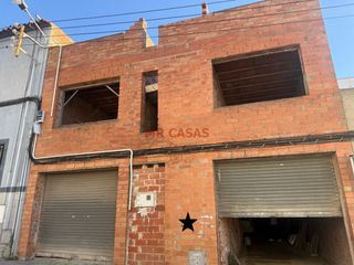 Edificio en Zona Nord. Obra por terminar