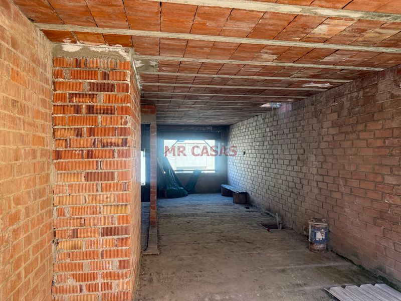 Foto 343cee27-e390-4e85-99a3-cb52a05c2697. Edifici a Zona Nord Rubí