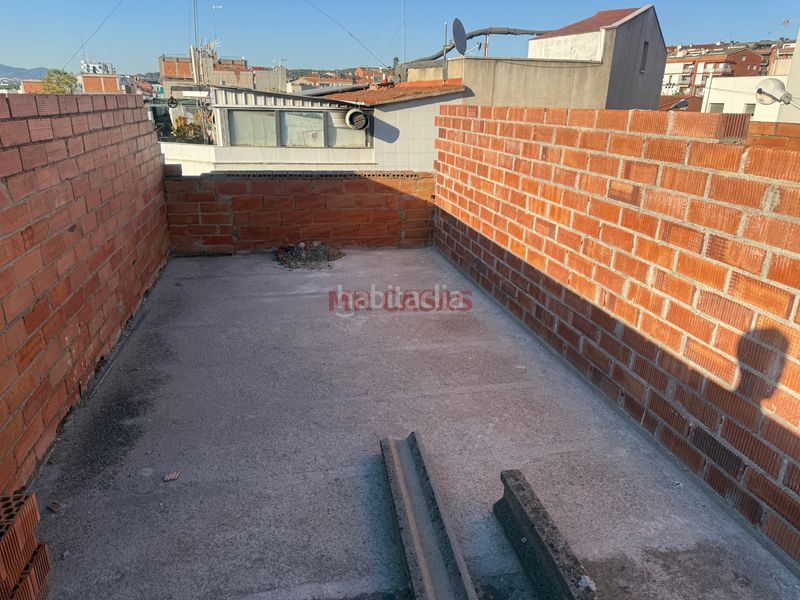 Foto 5b2ba2ea-bd31-4ffa-8a2a-e19118657a39. Edifici a Zona Nord Rubí