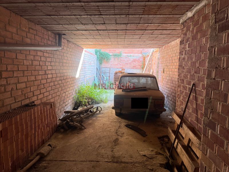 Foto af1ba73b-ff62-4255-86a7-d3e00b0c3ecf. Edifici a Zona Nord Rubí