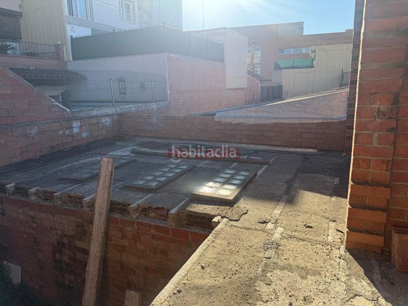 Foto b92c9844-5579-4897-9594-1e47eb605624. Edifici a Zona Nord Rubí