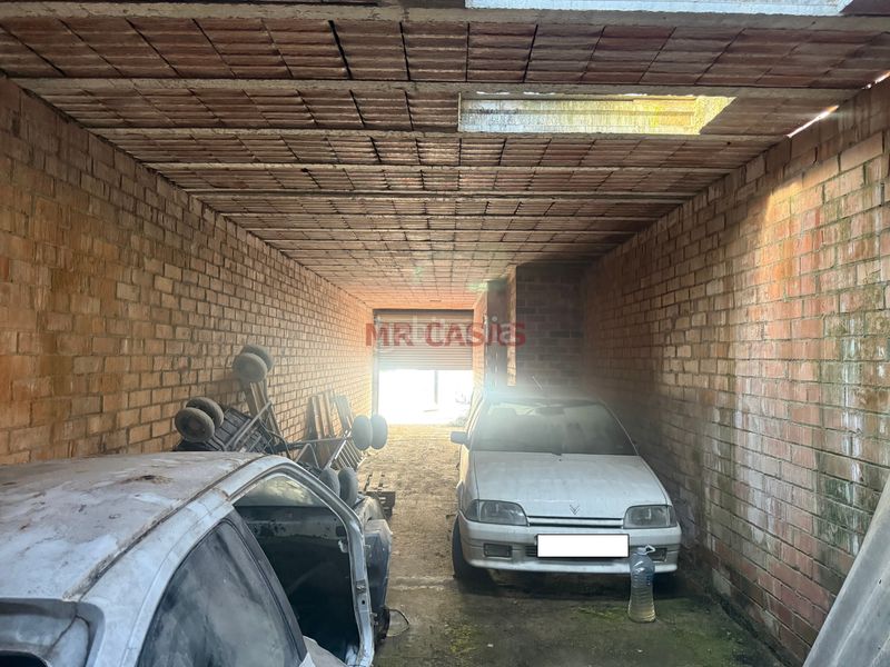 Foto cac121f0-b39d-4110-b580-42e9635c1ad8. Edifici a Zona Nord Rubí