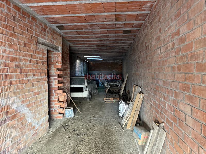 Foto ce698542-8f1e-4667-978c-0b2ca7fbe86f. Edifici a Zona Nord Rubí