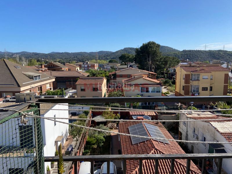 Foto 70b3318f-1c24-45cb-89f1-31f69b75d4be. Pis amb calefacció a Can Vallhonrat Rubí