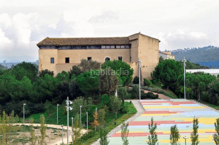 Foto 503a36e0-bd20-4943-860b-078673b718f2. Pis a carrer de cal gerrer 6 a Mercat Rubí