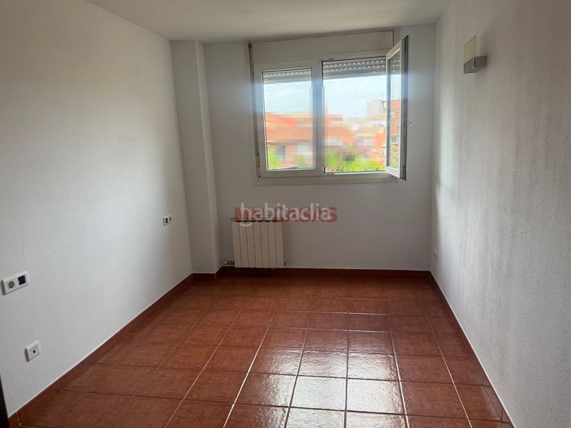 Foto 1d6cd181-3a08-4978-b6c8-52d3183d6b51. Pis amb calefacció aparcament piscina a Zona Nord Rubí