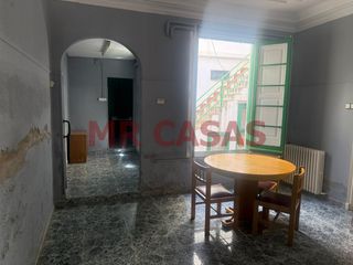 Casa a Centre. Casa ideal familias