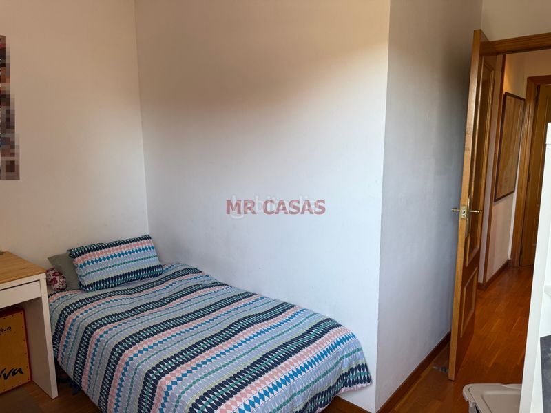 Foto 30284627-e619-4869-9d34-47e719c56c01. Pis amb calefacció aparcament a La Serreta Rubí