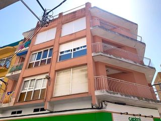 Piso en Carrer ter 4. Piso de dos dormitorios