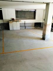 Posto auto  Carrer de la molina. Parking para coche