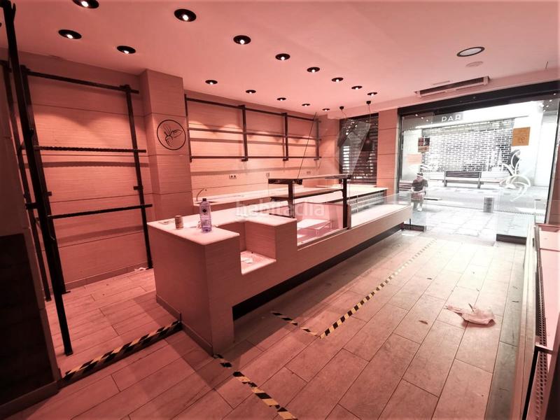 Foto 331e9935-75c7-4ca8-a836-69deb0ba39c8. Local comercial a Centre Blanes