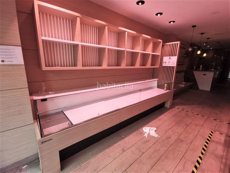 Foto e73d51b1-8a6e-4f1e-a40c-5691e05399b8. Local comercial a Centre Blanes