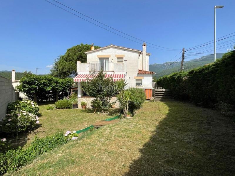 Foto 66487ed9-7259-4075-818f-ac482b96e4dd. Casa a Maçanet de Cabrenys