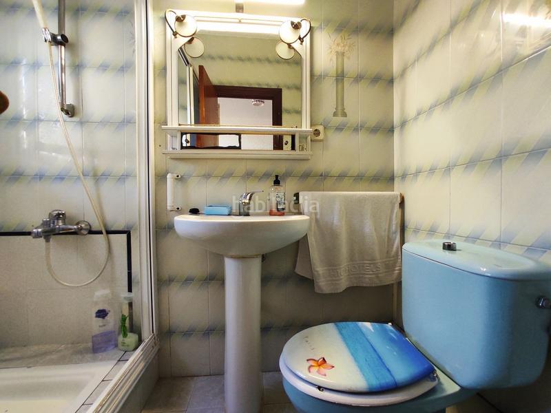 Foto 0c88dd43-5cc8-43a1-9eca-01b91854dfb2. Casa adosada en Els Pins Blanes