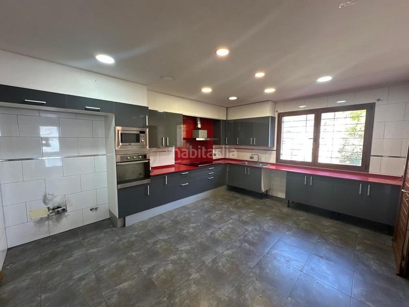 Foto 583fc7c6-94fe-4c69-a447-245615916581. Casa amb calefacció a Urbanitzacions Mataró