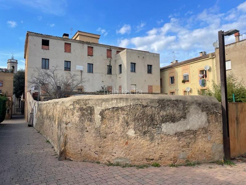 Foto 2ba7bc9a-3233-44b4-ab77-bcce7a3d2c19. Édifice dans Bisbal d´Empordà (La)