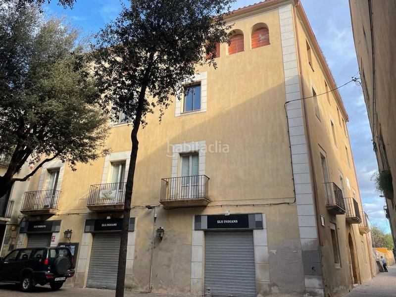 Foto 3a2bfca8-2609-49a7-b940-c66a0b7e2537. Édifice dans Bisbal d´Empordà (La)