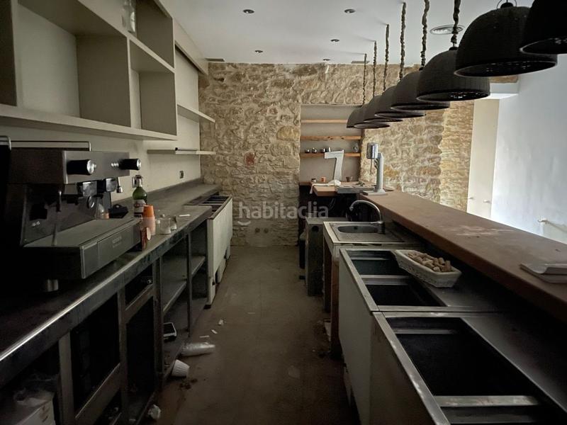 Foto 94771ede-bdd4-44d4-b006-1aebc0eff3d7. Édifice dans Bisbal d´Empordà (La)