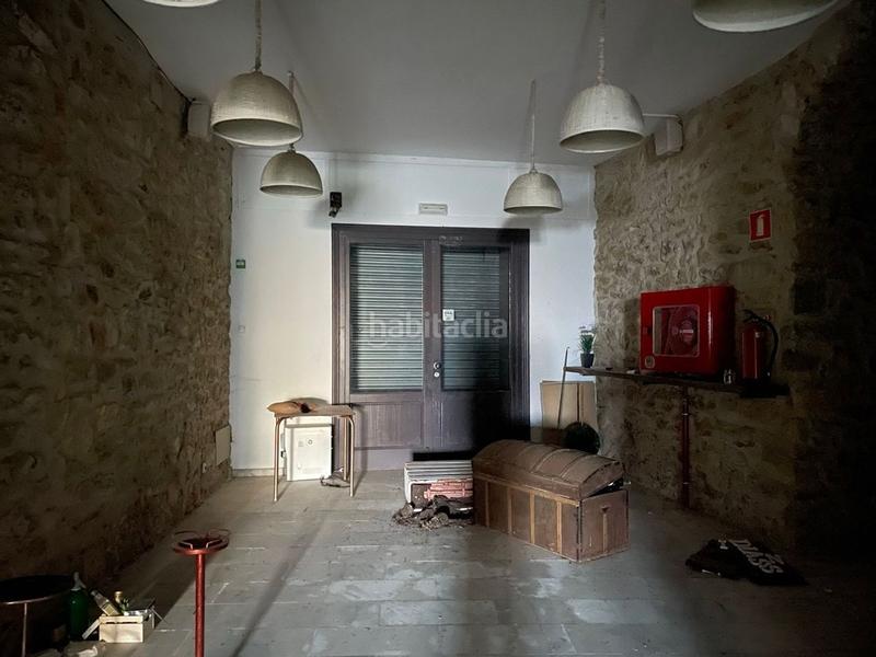 Foto 9f448961-5d79-4da9-b5f2-86dec6bffdb5. Édifice dans Bisbal d´Empordà (La)