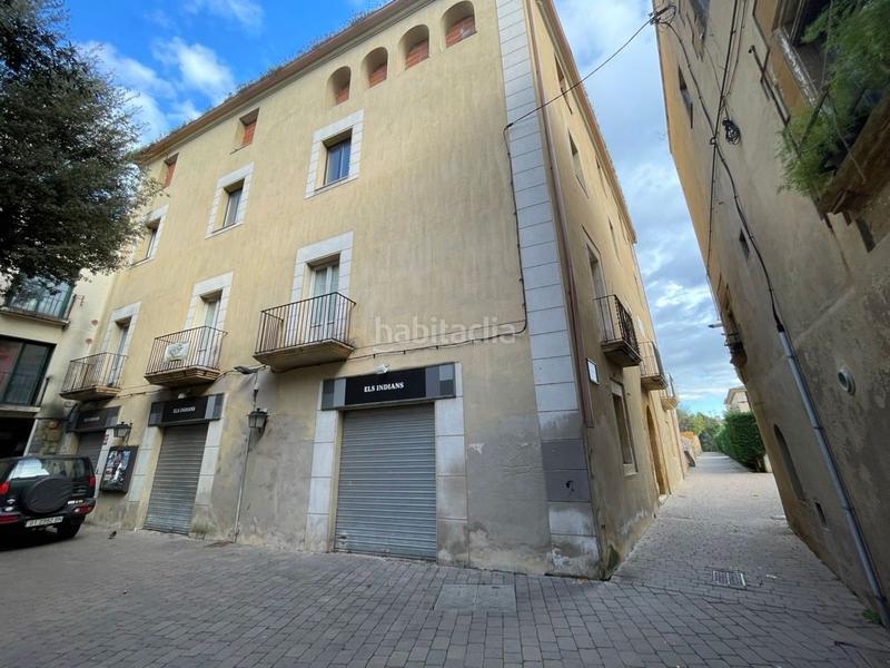 Foto a10d62df-c7bc-43d4-b45b-0b8cbdc5e828. Édifice dans Bisbal d´Empordà (La)