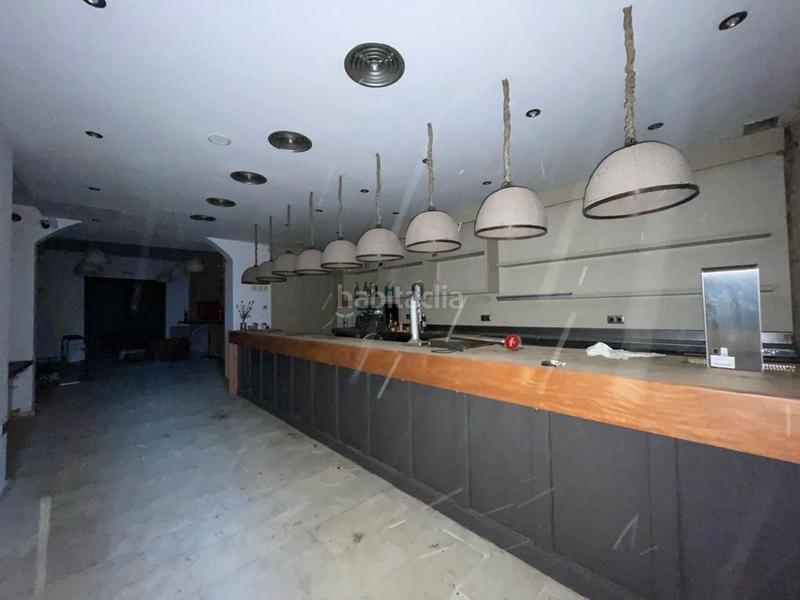 Foto bfb8586d-688a-41ae-a9a8-02e5f0c1482d. Édifice dans Bisbal d´Empordà (La)