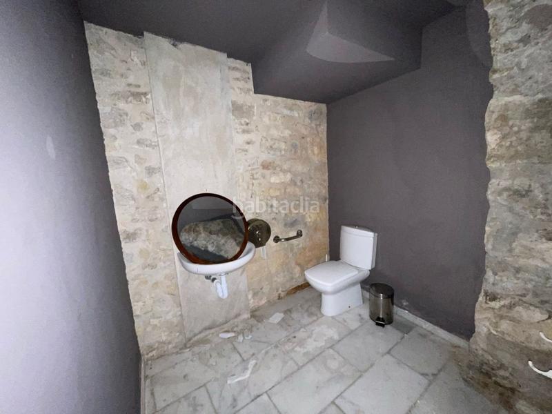 Foto c6d512f8-36c0-403a-a7ae-46051be105f6. Édifice dans Bisbal d´Empordà (La)