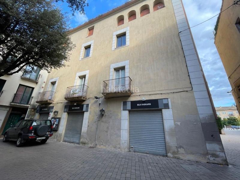 Foto e384645c-eea6-4e19-abe6-1f018ada1963. Édifice dans Bisbal d´Empordà (La)