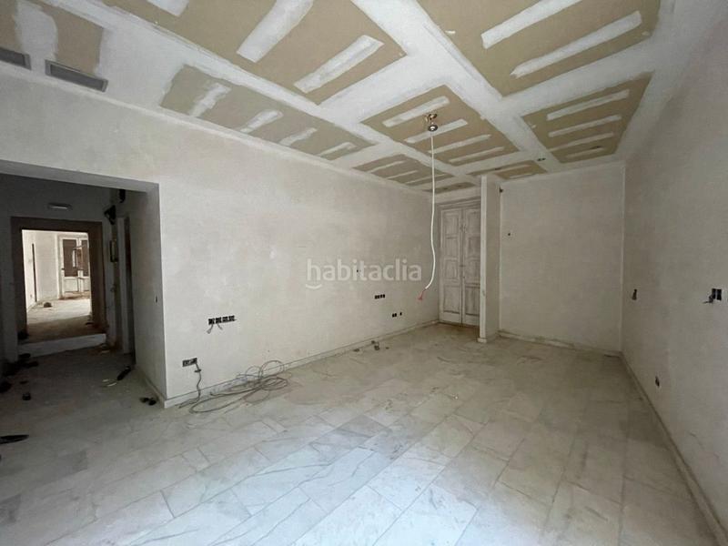 Foto 4d673d33-432d-42e9-9ca9-62fb9a2f0867. Edificio en Bisbal d´Empordà (La)