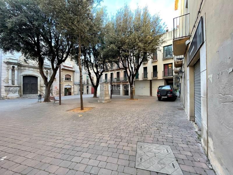 Foto 9ceb0526-28ce-4063-8430-337340a79bed. Edificio en Bisbal d´Empordà (La)