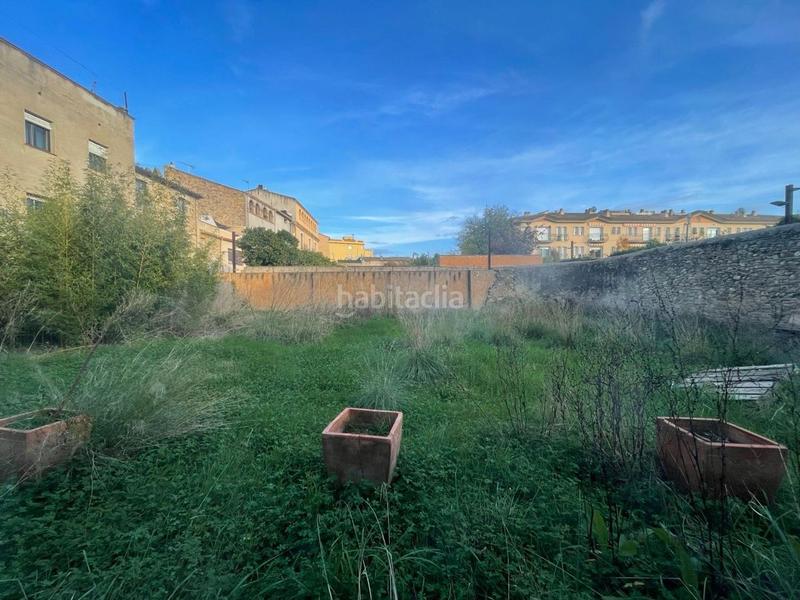 Foto a896c2af-42b3-4f8a-870f-1daffa43b393. Edificio en Bisbal d´Empordà (La)