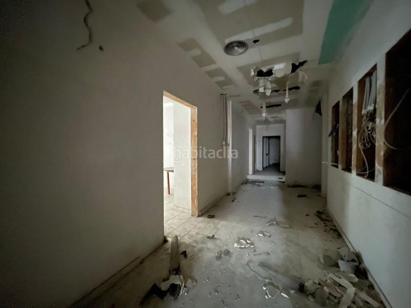 Foto b6b92584-d788-4596-9c1a-6c1f24c42738. Edificio en Bisbal d´Empordà (La)