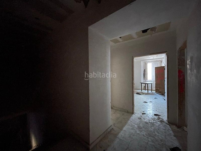 Foto f51debb9-de78-48ad-bd56-88edbbe5304d. Edificio en Bisbal d´Empordà (La)