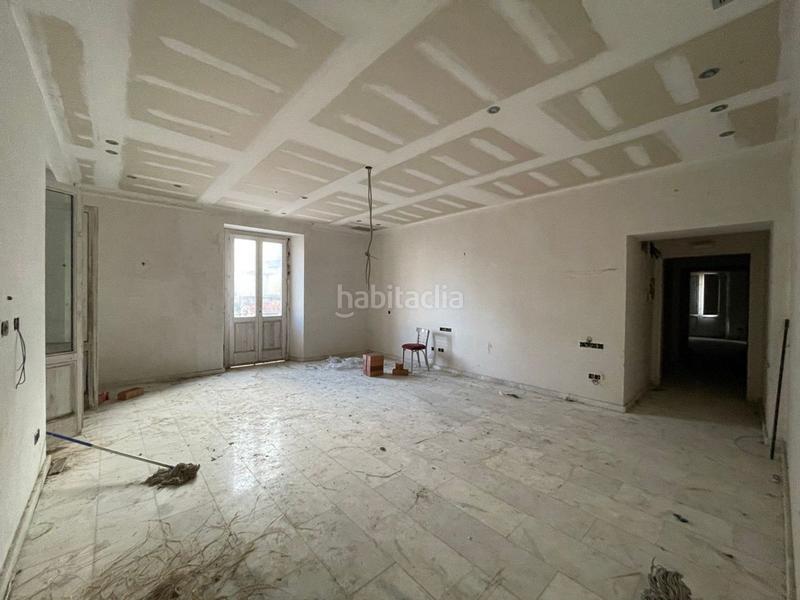 Foto fc95f7d5-a854-4640-acc3-5345d4da6a15. Edificio en Bisbal d´Empordà (La)