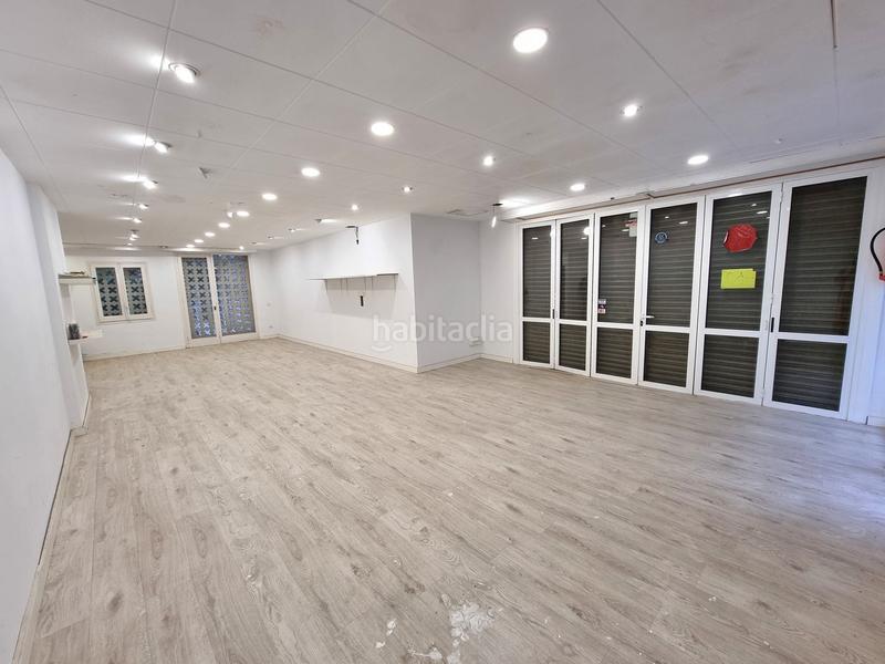 Foto a690c5fc-b4d1-497b-9d13-6e1940f772cf. Local comercial a Els Pins Blanes