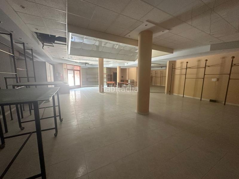 Foto 694d6f0a-be32-4651-87a6-b225c5356fb3. Local comercial a Els Pins Blanes