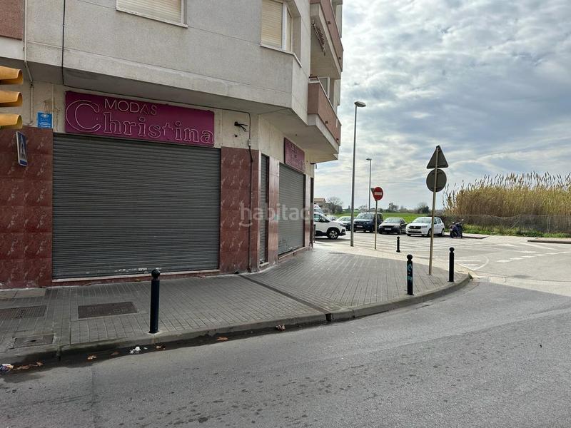 Foto f222d4ca-4d4c-40e0-a692-18d682c7bec2. Local comercial a Els Pins Blanes