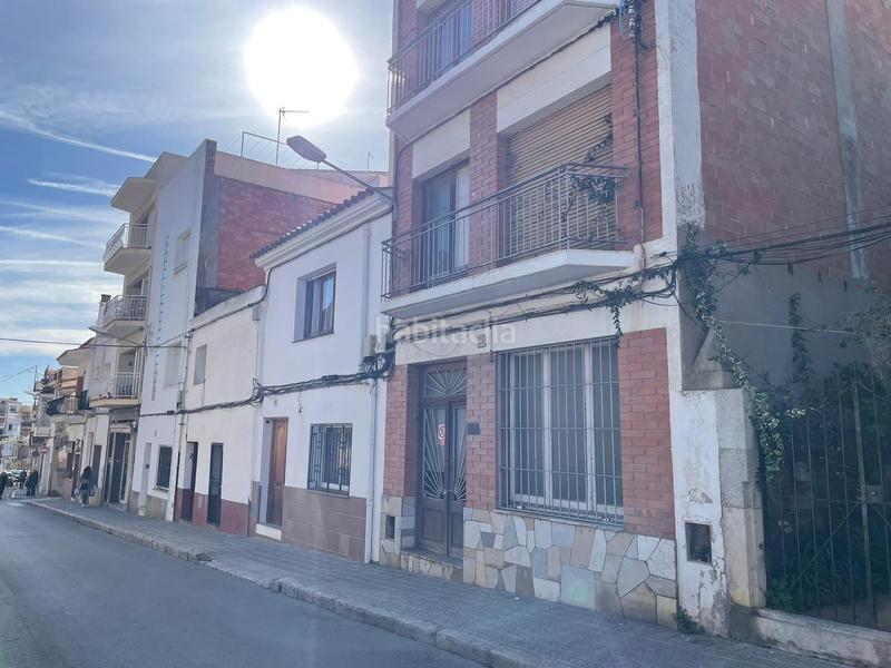 Foto d2626e66-7e73-4cf5-a247-5978b78c4fd1. Edificio in Canet de Mar