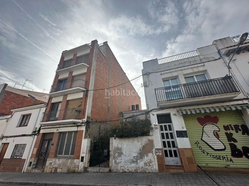 Foto df97f48d-a173-42f0-b4f9-1cf99495e688. Edificio in Canet de Mar