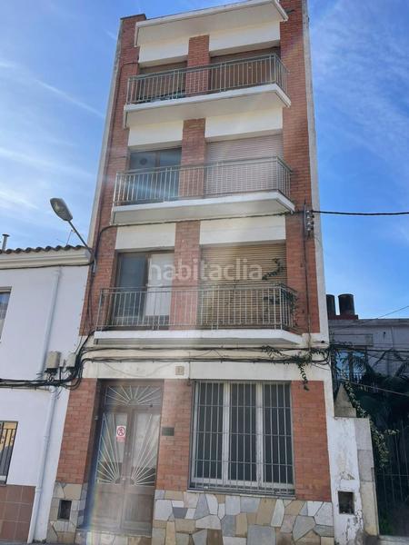 Foto f3df3d5b-1d8d-4745-8003-319e48a8cee3. Edificio in Canet de Mar