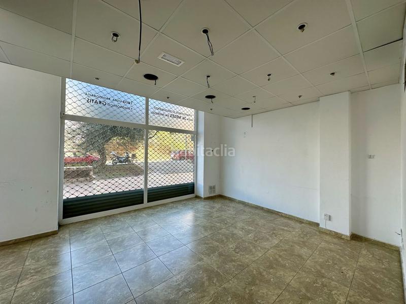 Foto 04707f6b-0953-4adb-aca2-1136fed9698e. Local comercial a Els Pavos Blanes