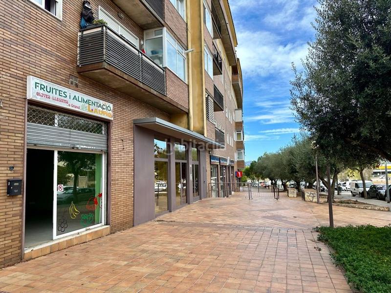 Foto 183a1a48-a943-4217-8bb1-032cb5d0da22. Local comercial a Els Pavos Blanes