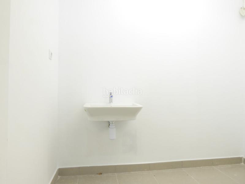 Foto 94b4755c-f125-4821-8768-407890146087. Local comercial a Centre Blanes