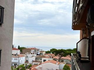 Apartament a Els Pins. Piso en venta a un paso de la playa