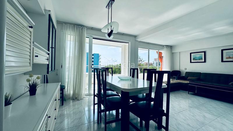 Foto f9a00dd1-58b1-4b34-ba6f-6b3b3bc9f7a6. Flat with pool in Els Pins Blanes