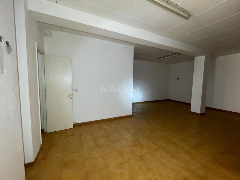 Foto c40231e3-f8dd-47ea-afd3-4b6503d75977. Geschäftsraum in Cellera de Ter (La)