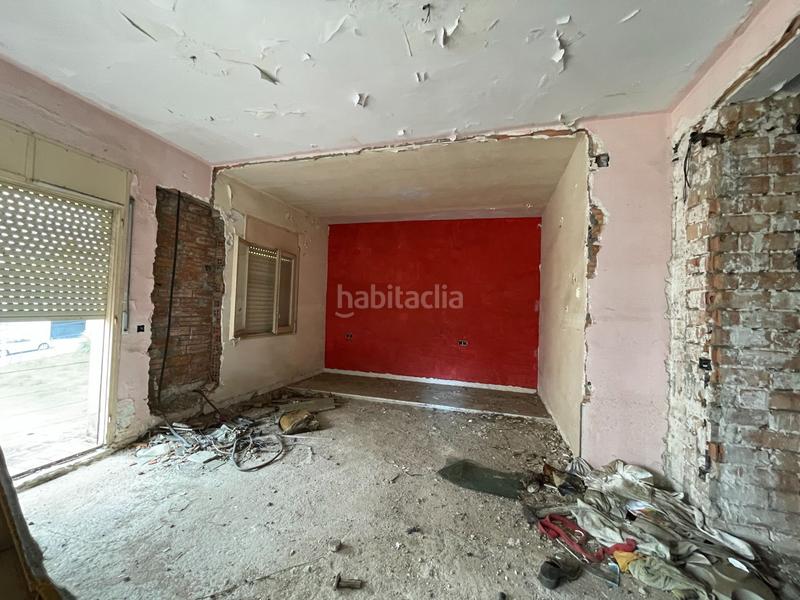 Foto cf102a7b-0c5d-40a6-af8f-14ba65a339b5. Édifice dans Sant Pere Tordera