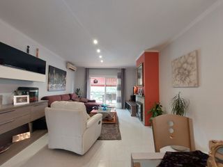 Chalet  Carrer de la creu de baduell. Chalet con 5 habitaciones con parking, piscina, calefacción, air